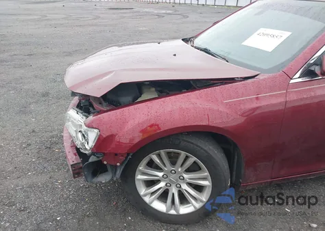 2017 Chrysler 300 Limited из США, поврежденный, VIN 2C3CCAAG4HH661953